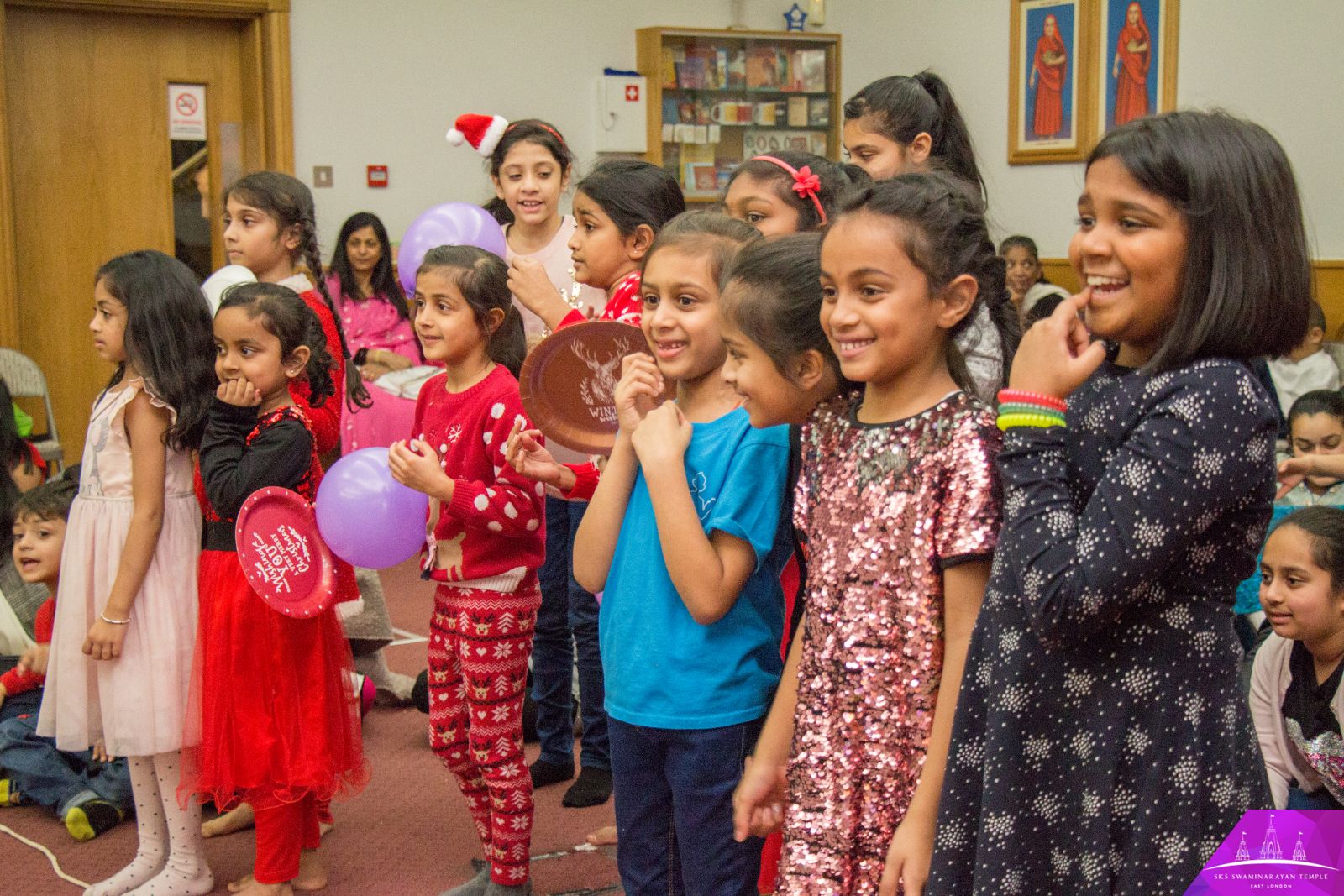 ©1987-2017 SKS Swaminarayan Temple East London